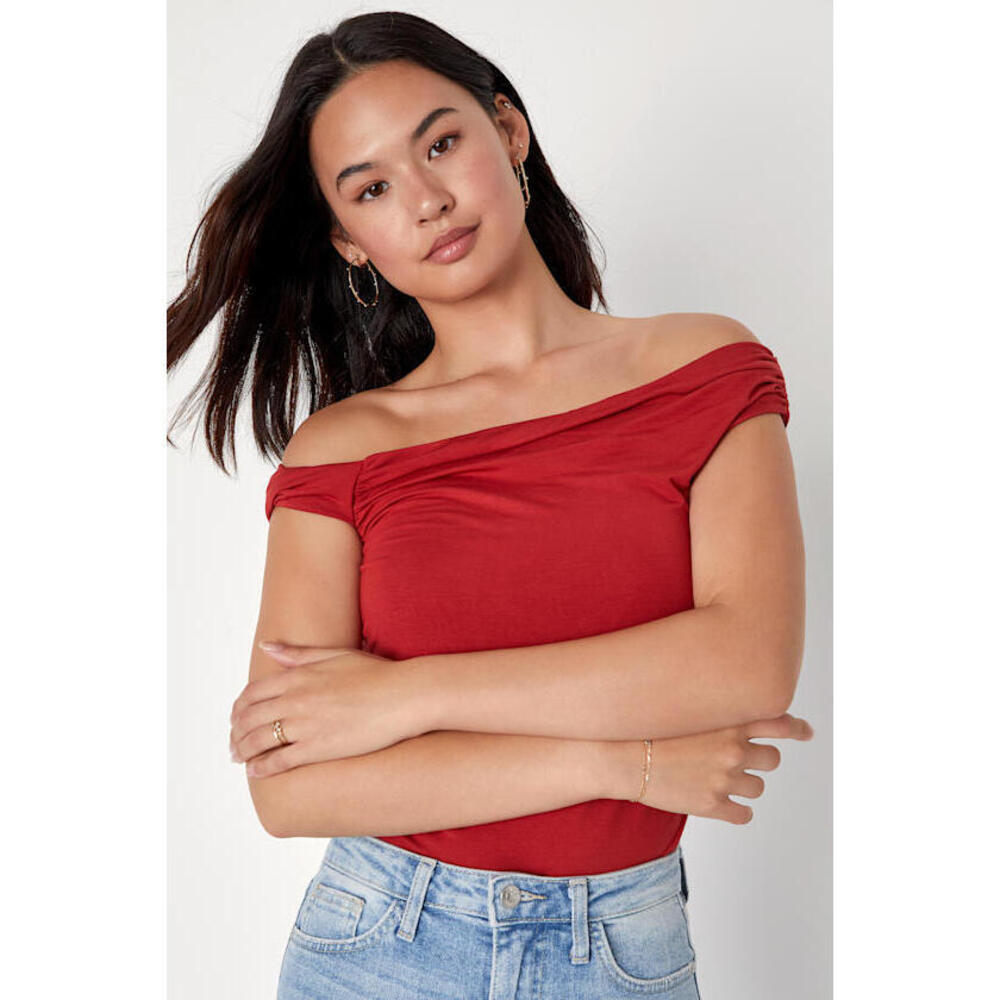 Lulus Effortless Expression Rusty Red Ruched Off-the-shoulder Bodysuit - Size M